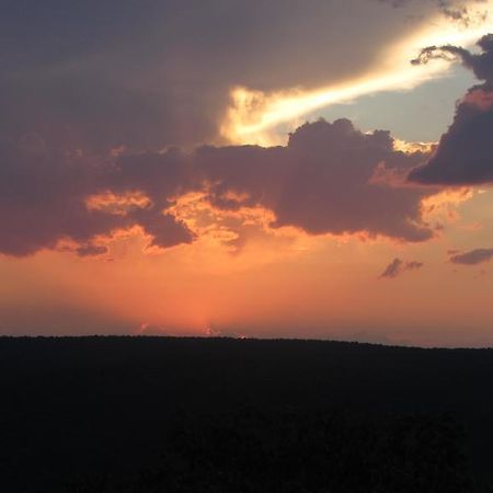 Dinkweng Safari Lodge The Waterberg Biosphere Esterno foto