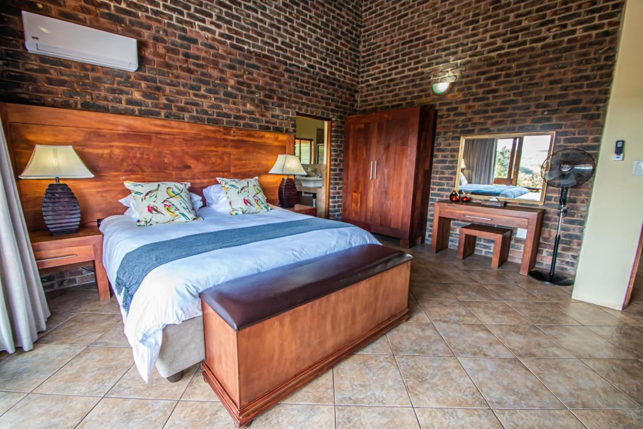 Dinkweng Safari Lodge The Waterberg Biosphere Esterno foto