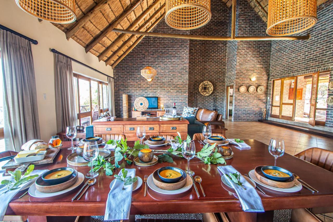 Dinkweng Safari Lodge The Waterberg Biosphere Esterno foto