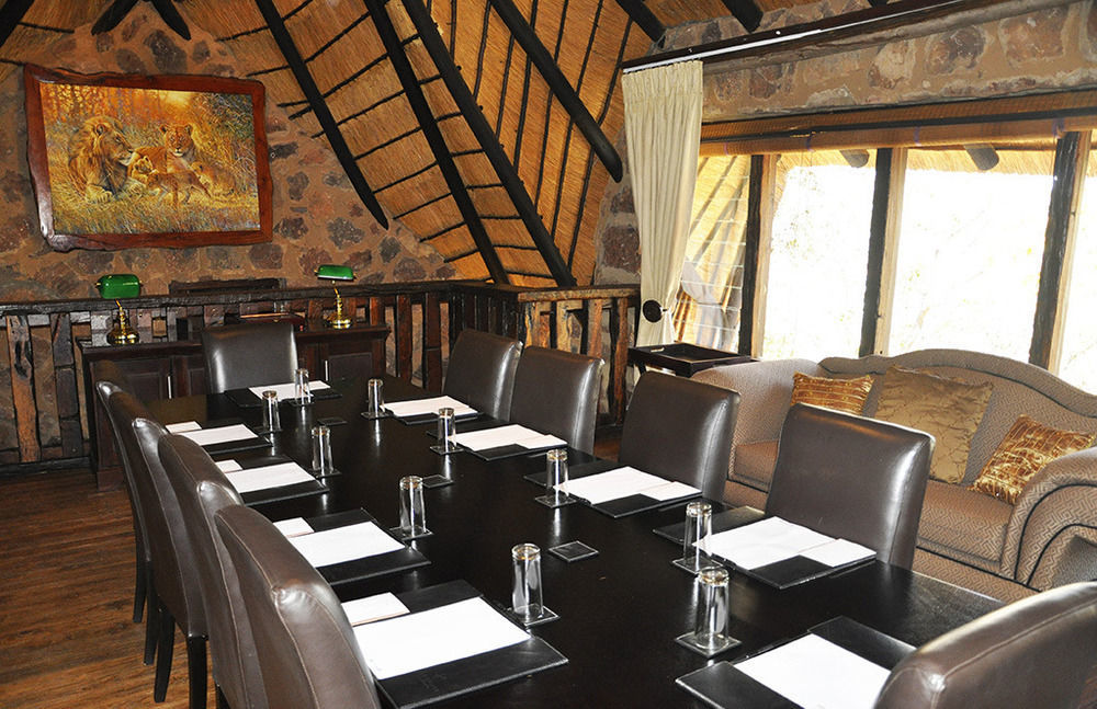 Dinkweng Safari Lodge The Waterberg Biosphere Esterno foto
