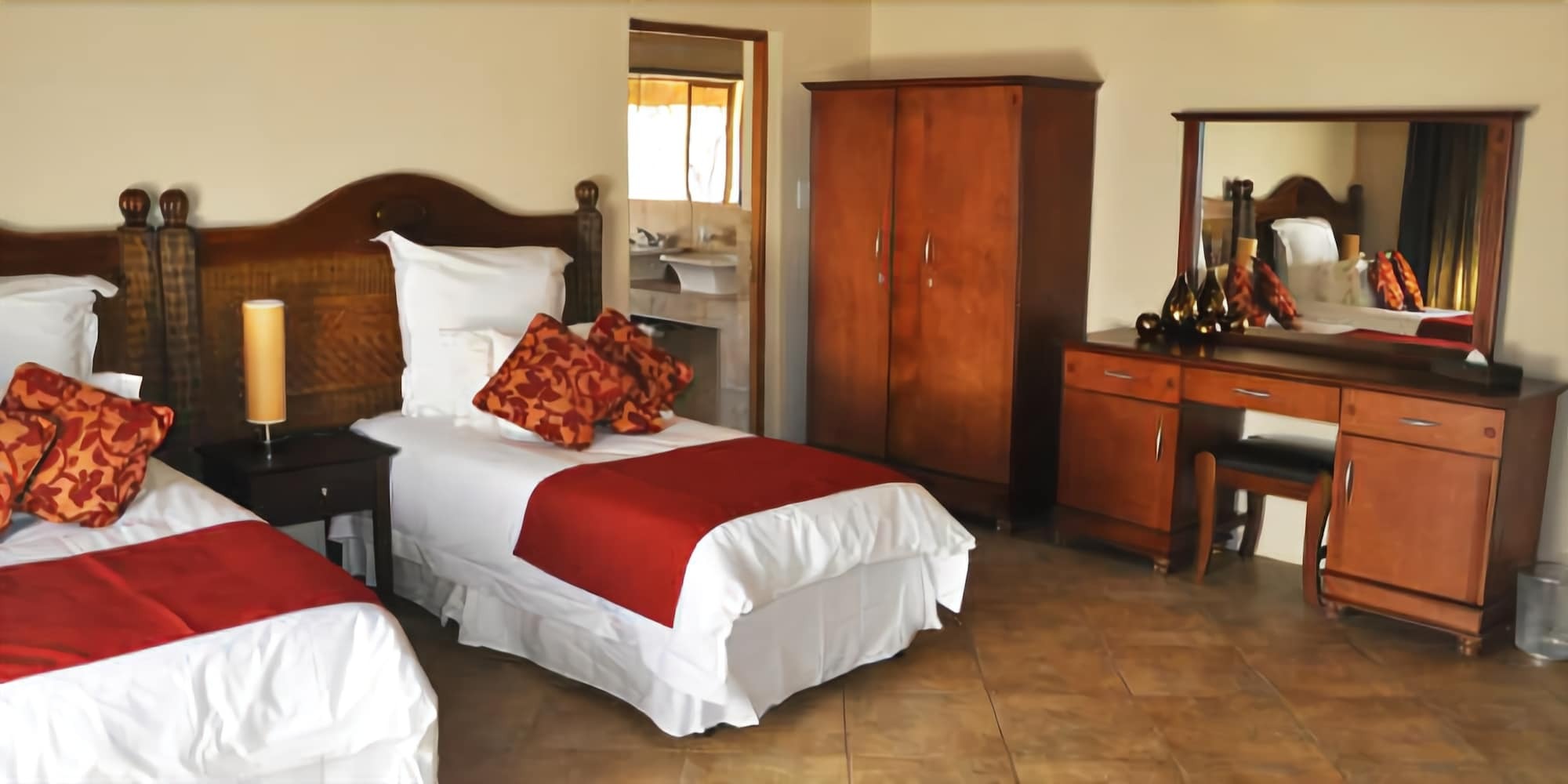 Dinkweng Safari Lodge The Waterberg Biosphere Esterno foto